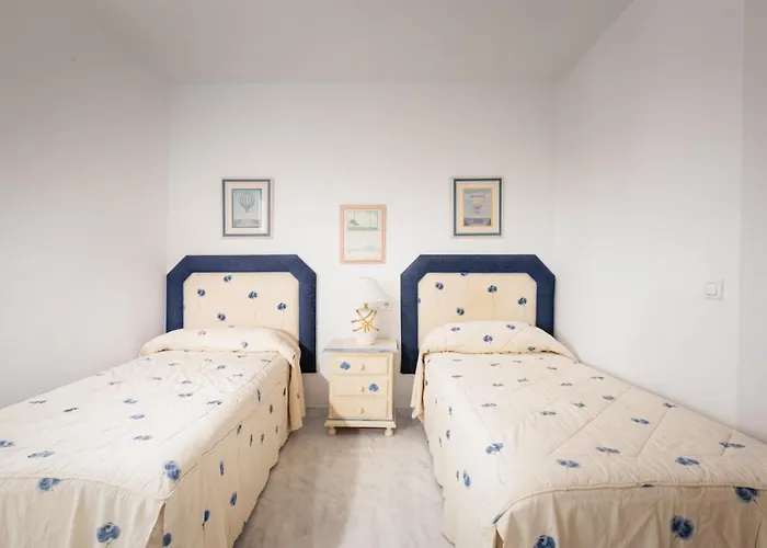 Apartamento Beautiful In Center Estepona